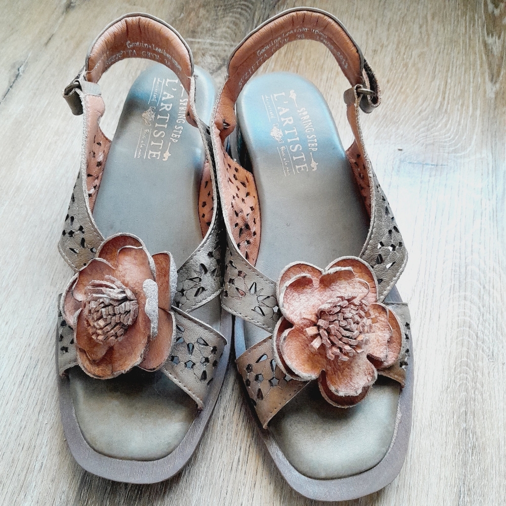 L'Artiste Spring Step Suzietta Leather Floral Cutout Sandal 36/US 5.5-6